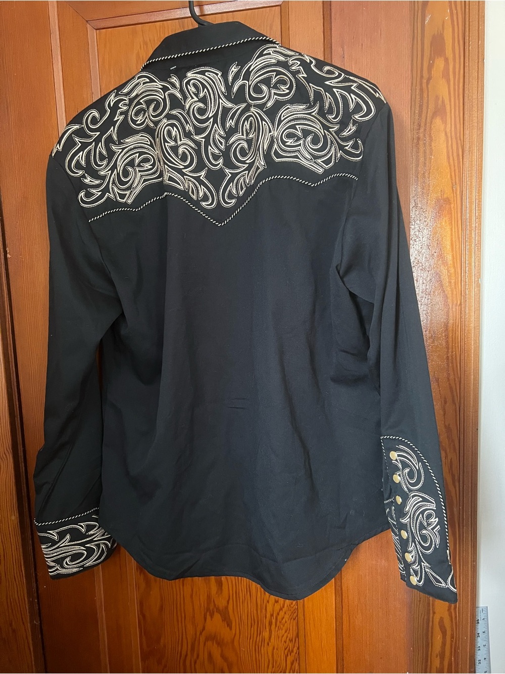 Scully Black Western Snap Shirt with Cream Embroidery - Picture 4 of 10